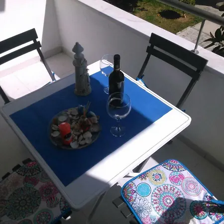 Apartment De
